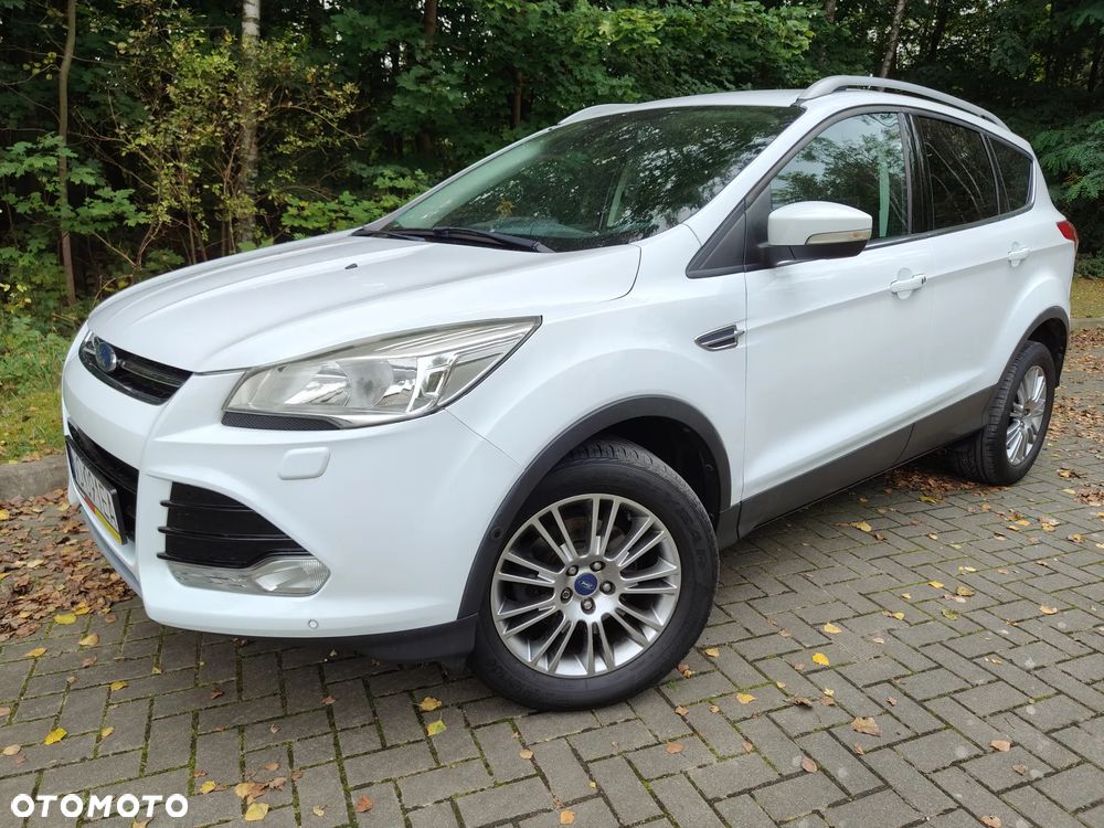 Ford Kuga 1.6 EcoBoost 2x4 Titanium - 1