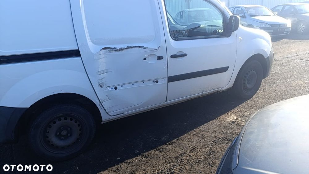 36258 Renault Kangoo 2 model od 07-13 silnik 1.5 dCi K9K808 skrzynia JR5156 lakier O389 - 6