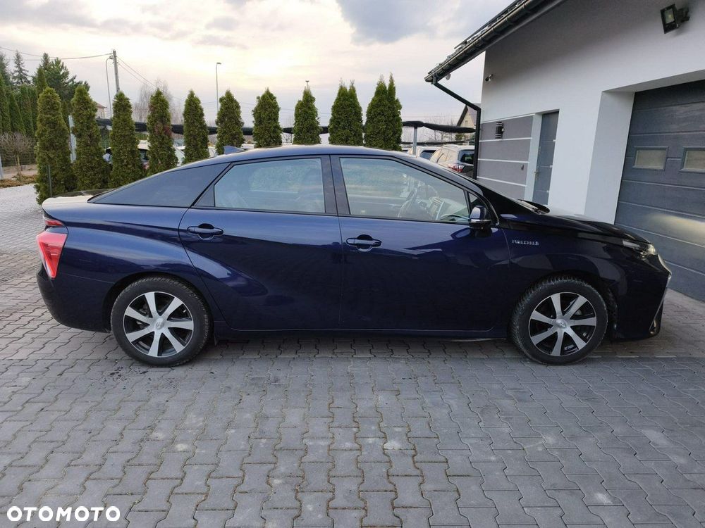 Toyota Mirai - 4