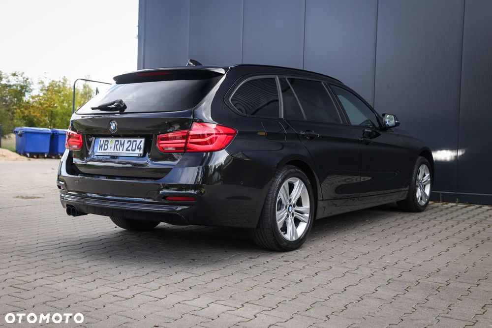 BMW Seria 3 320d xDrive Luxury Line sport - 20