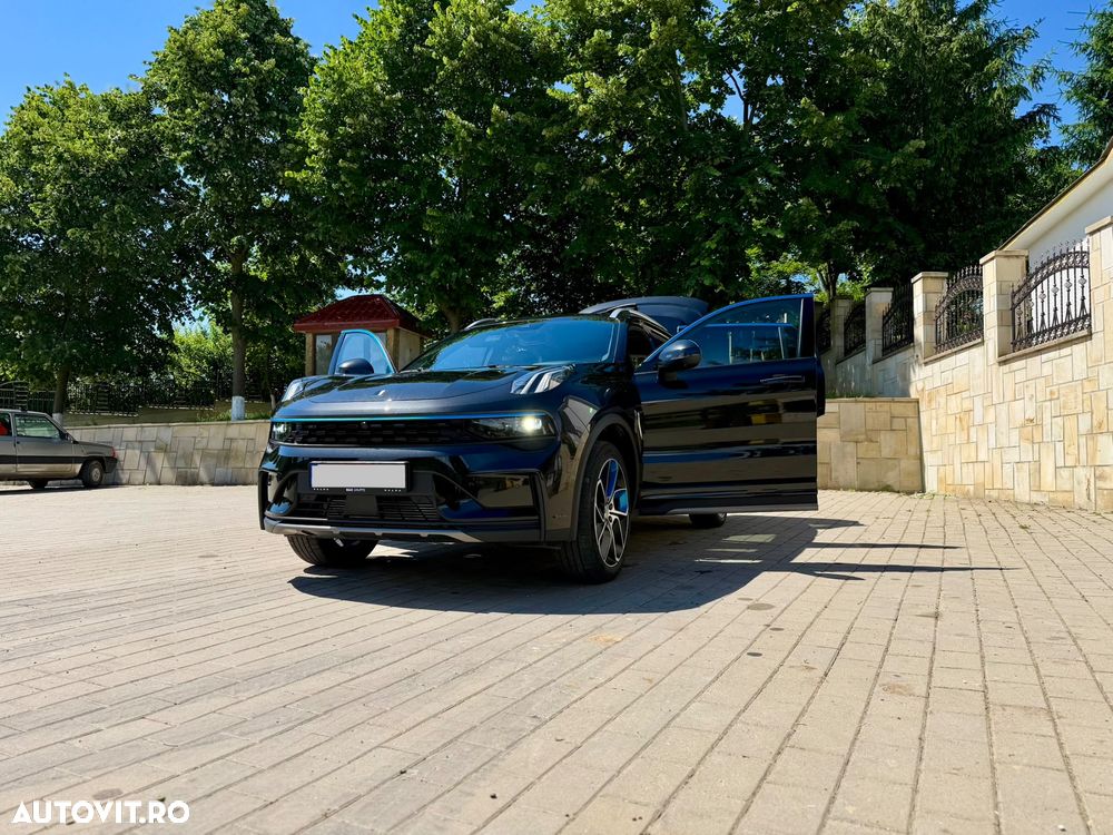 Lynk&Co 01 - 20