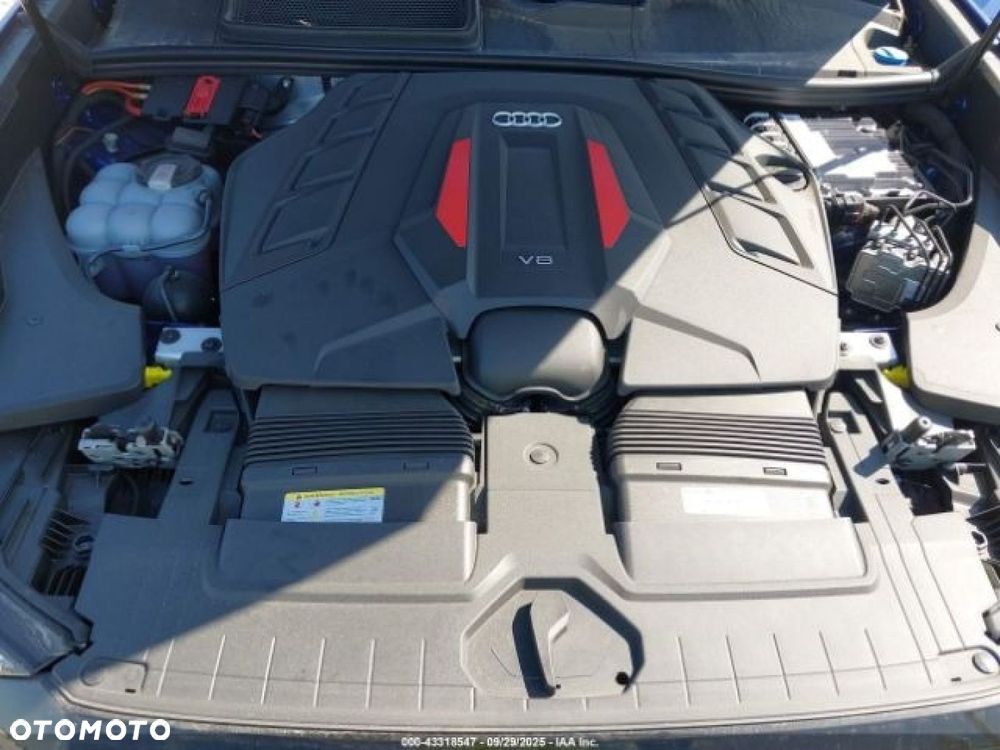 Audi SQ8 - 12
