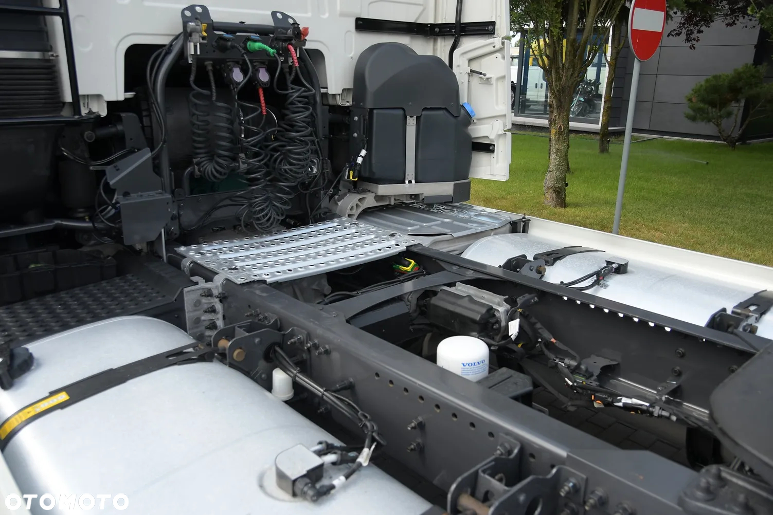 Volvo FH500 ///* 2021///* XXL///* LOW DECK///* MEGA///* FULL LED///* TABLET///* KLIMATYZACJA POSTOJOWA///* WAGA///* ZABUDOWY MIĘDZYOSIOWE///* STAN BARDZO DOBRY - 17