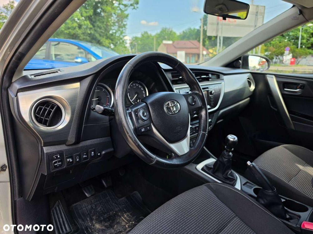 Toyota Auris - 20