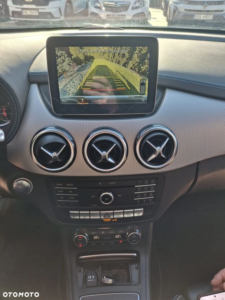 Mercedes-Benz Klasa B (Electric Drive) 250 e - 23