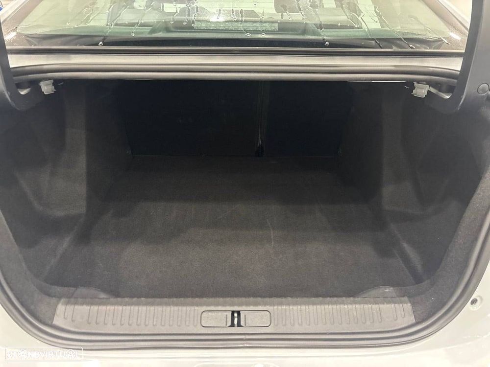 Citroën C4 X 1.2 Hybrid Plus e-DSC6 - 6