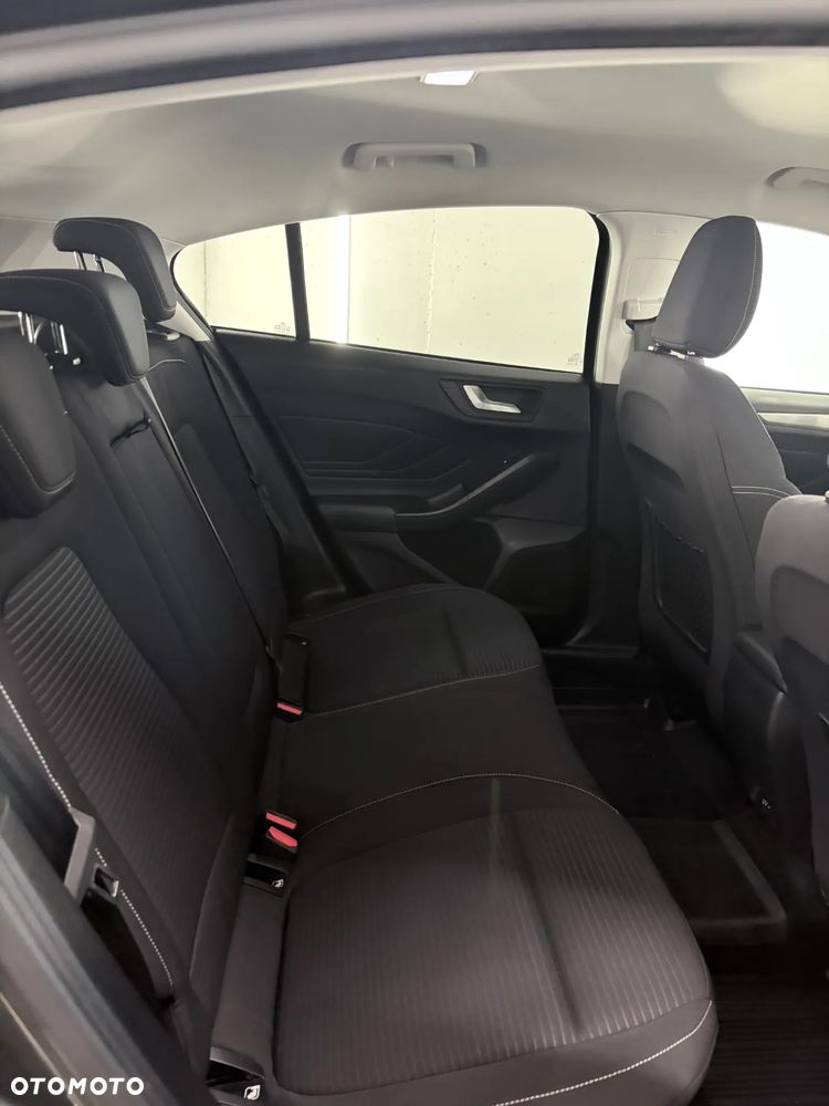 Ford Focus 1.0 EcoBoost STart-Stopp-System TITANIUM X - 14