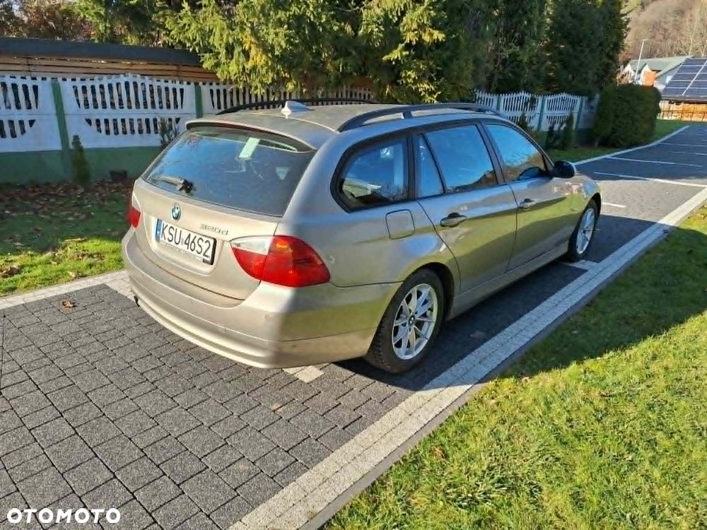 BMW Seria 3 320d DPF - 2