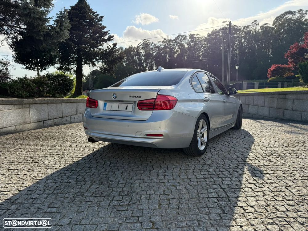BMW 330 - 4