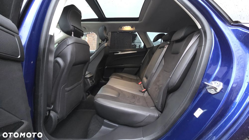 Ford Mondeo 2.0 EcoBoost STart-Stopp Autom ST-Line - 11