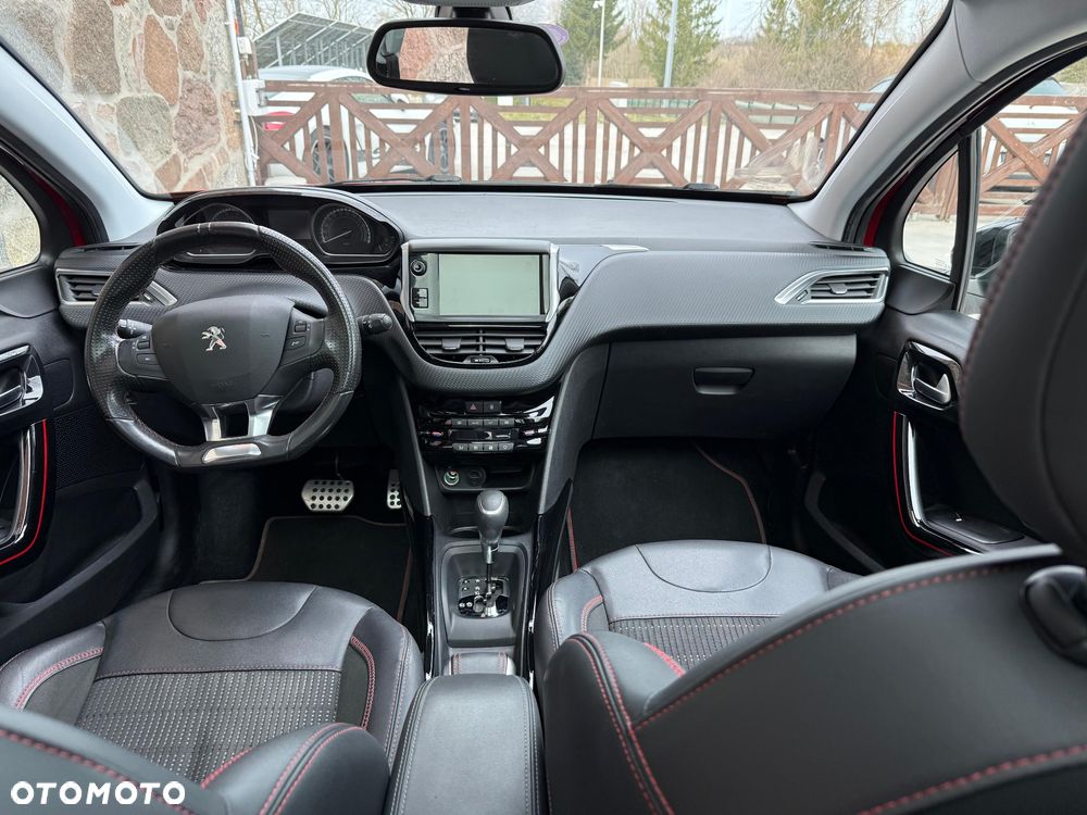 Peugeot 2008 PureTech 110 Stop&Start EAT6 GT-Line Edition - 9