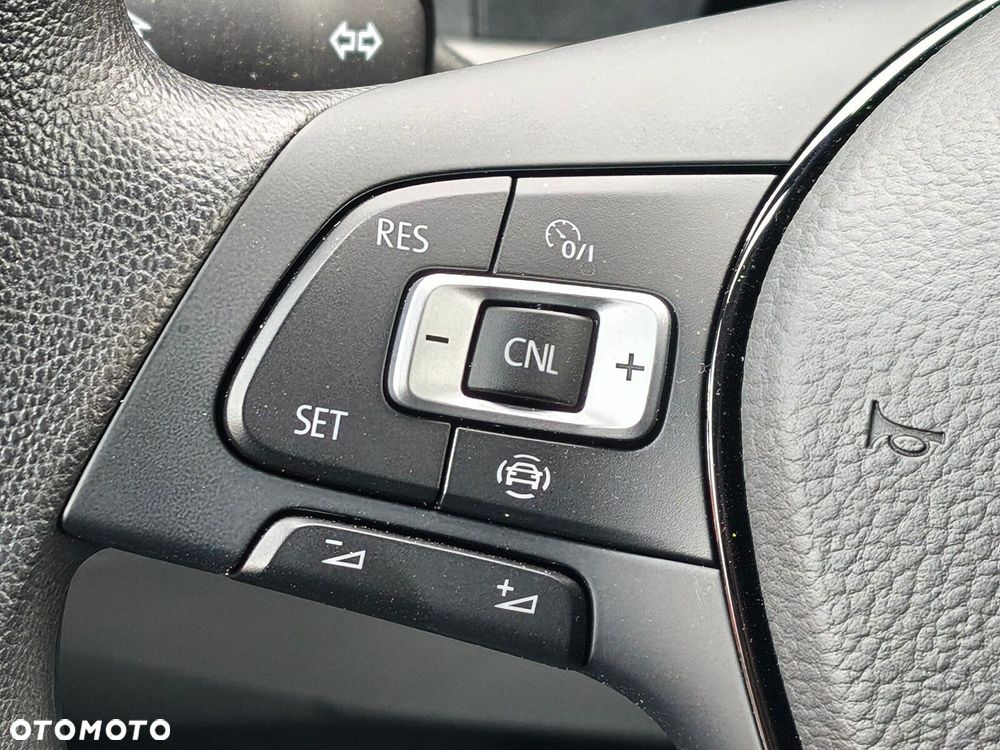 Volkswagen Crafter 35 BiTDI Furgon 177KM - 19