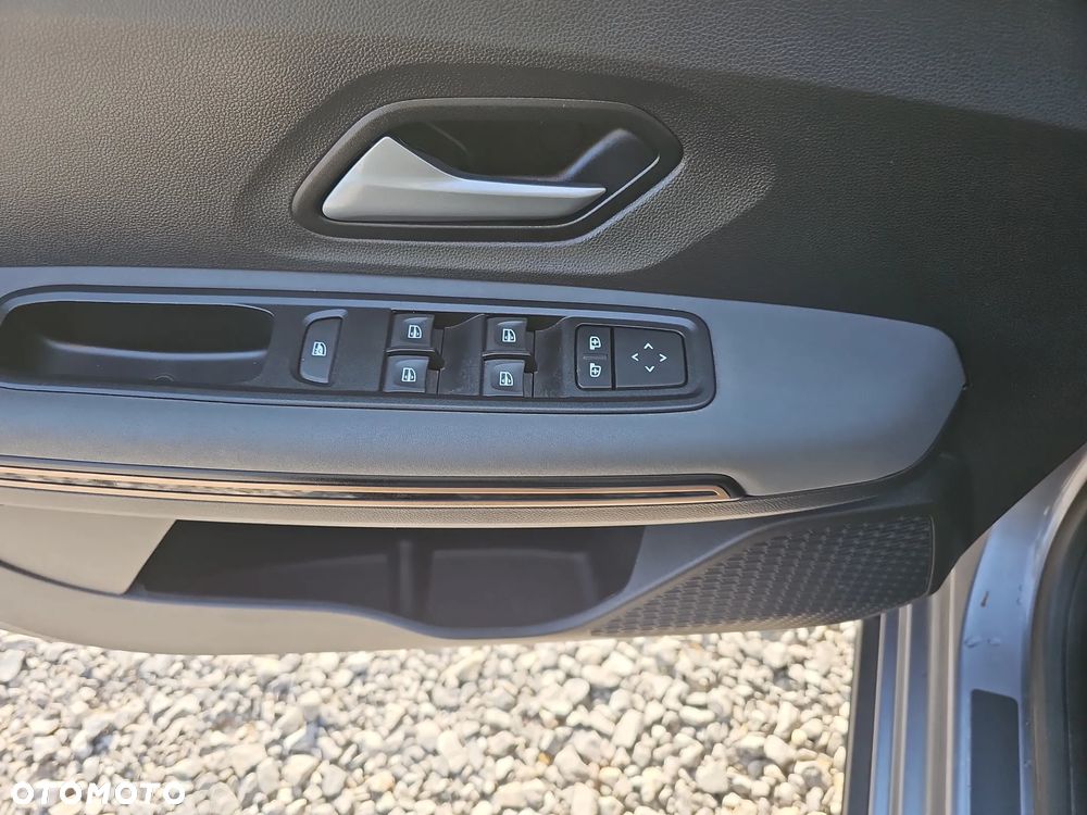 Dacia Jogger 1.0 TCe Extreme 7os - 13