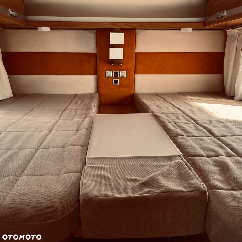 Weinsberg Fiat Ducato Kamper półintegra - 25