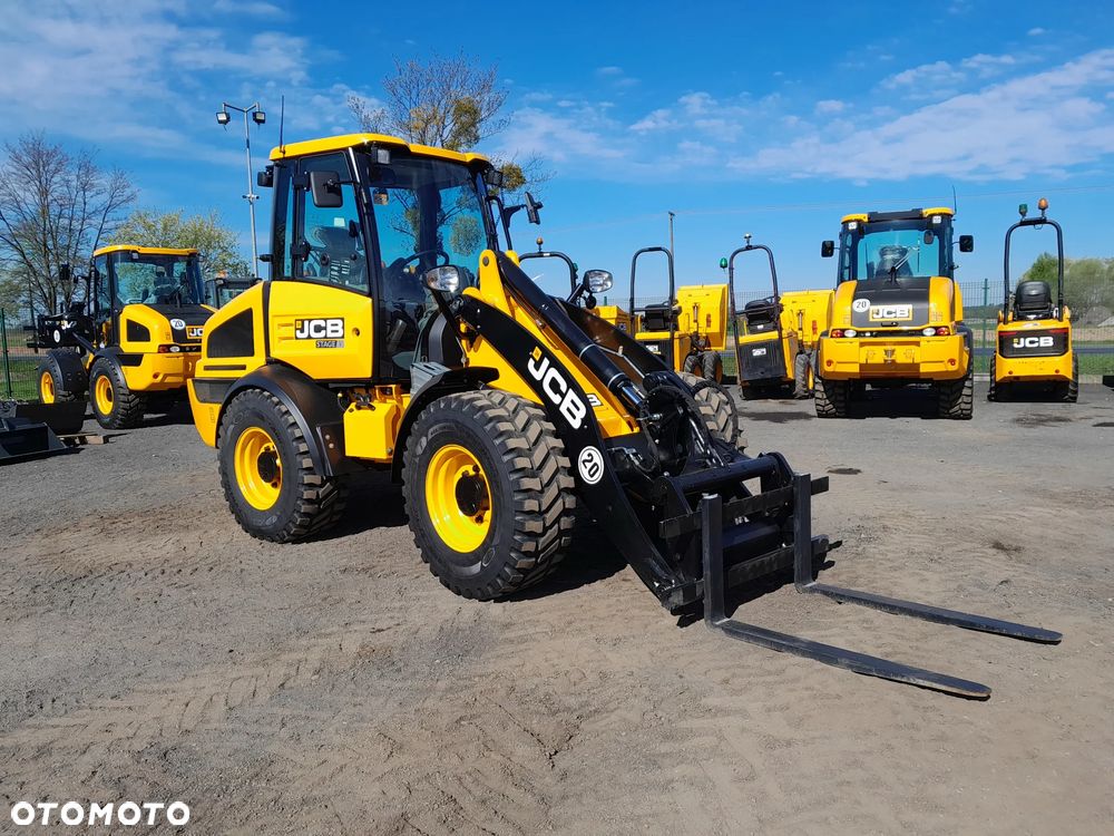 JCB 409 - 3