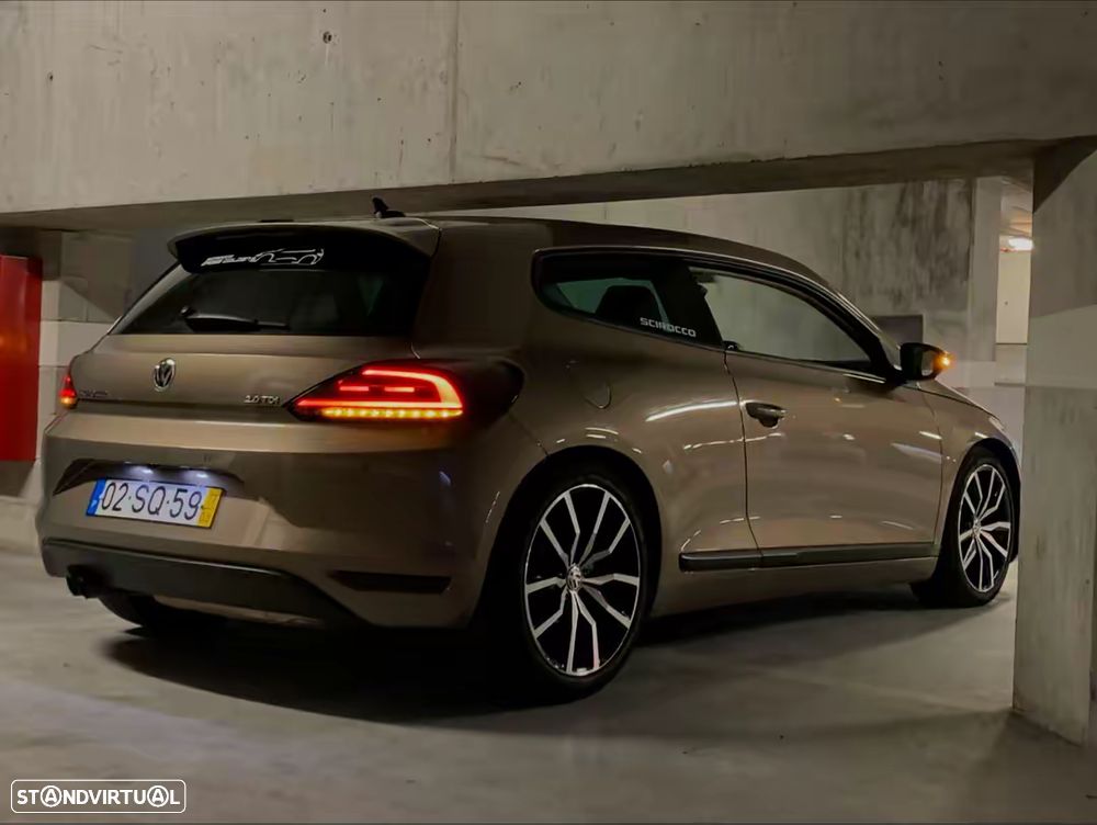 VW Scirocco 2.0 TDI Sport DSG - 2