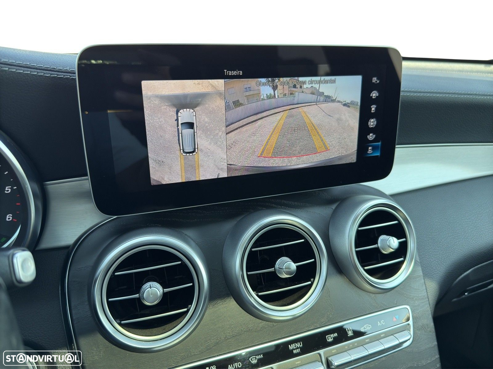 Mercedes-Benz GLC 300 de 4Matic - 13
