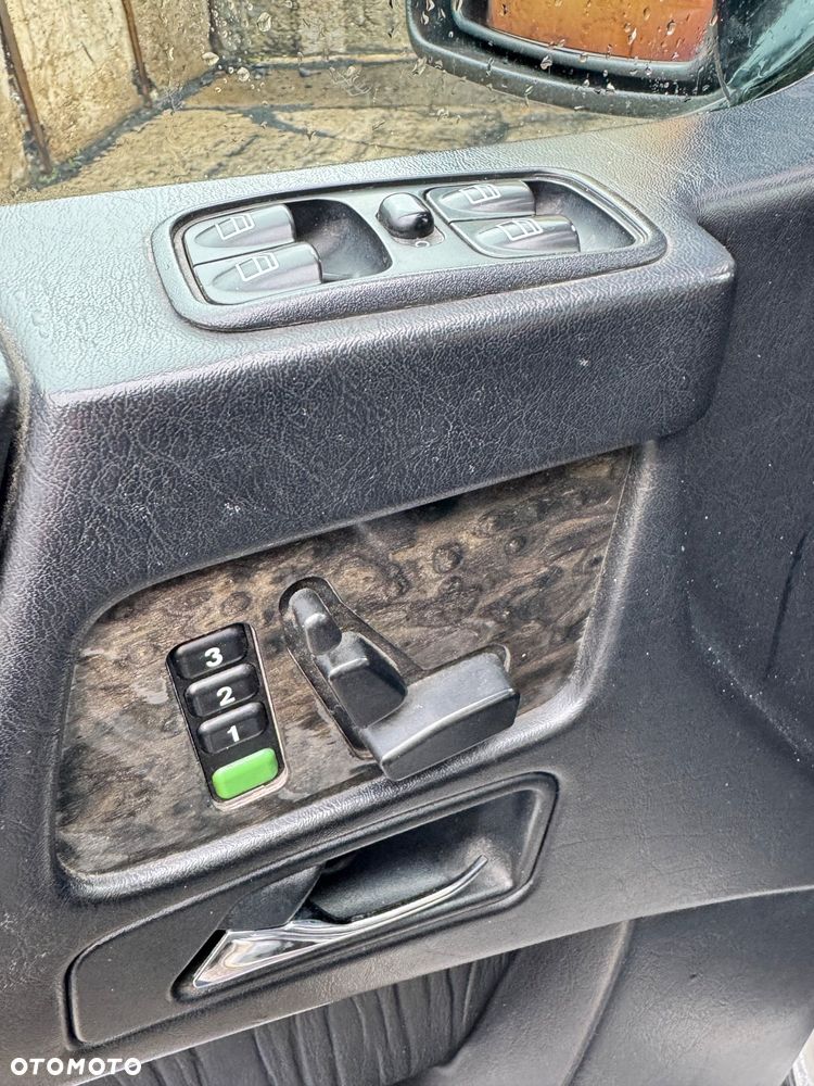 Mercedes-Benz Klasa G 320 CDI - 27