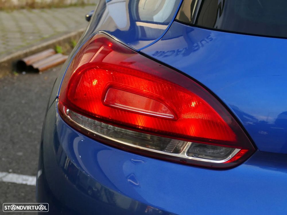 VW Scirocco 2.0 TDI Sport - 10