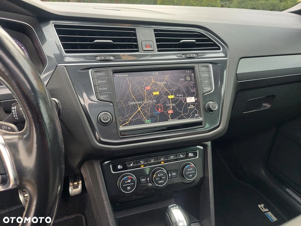 Volkswagen Tiguan 2.0 TDI SCR 4MotION DSG R-Line - 13