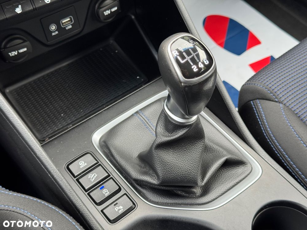 Hyundai Tucson 1.6 GDI BlueDrive Style 2WD - 30