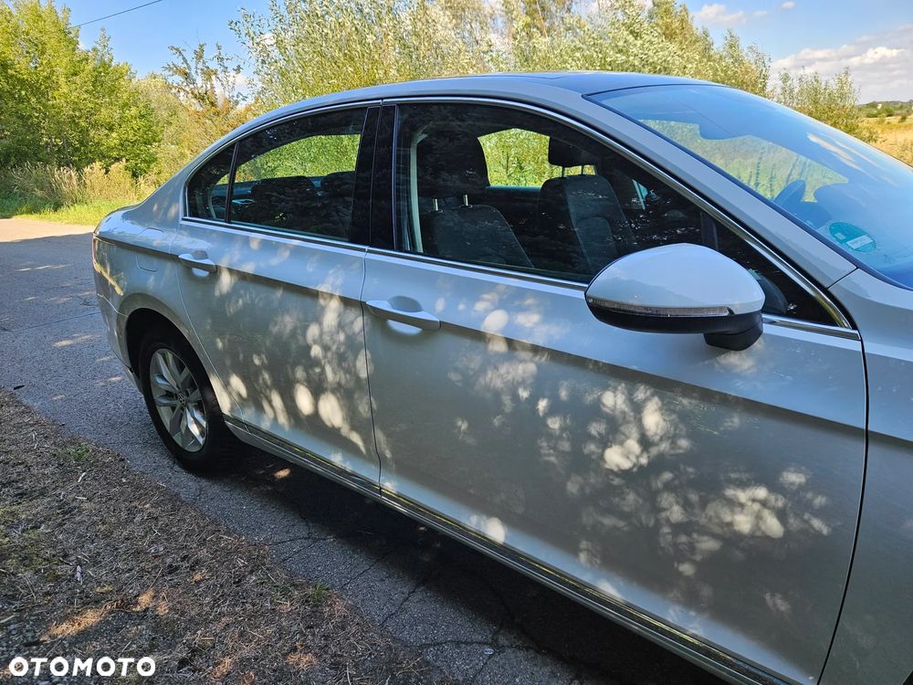 Volkswagen Passat 2.0 TDI BMT Comfortline - 9