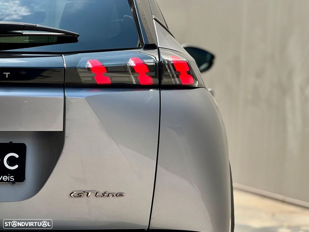 Peugeot 2008 1.2 PureTech GT Line - 26