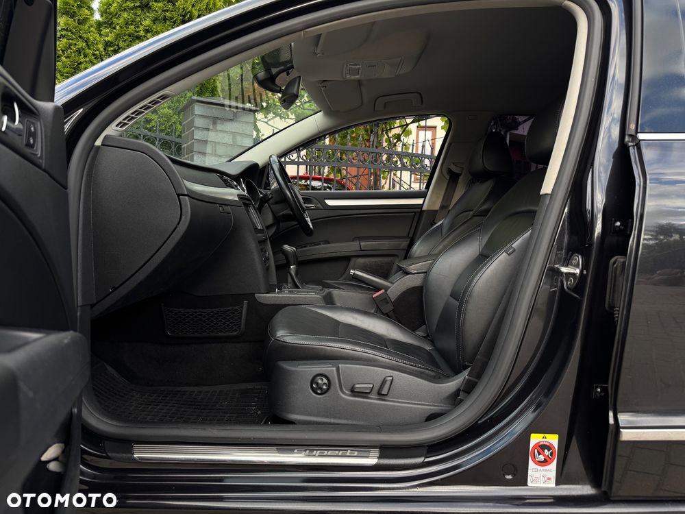 Skoda Superb 2.0 TDI Business - 9