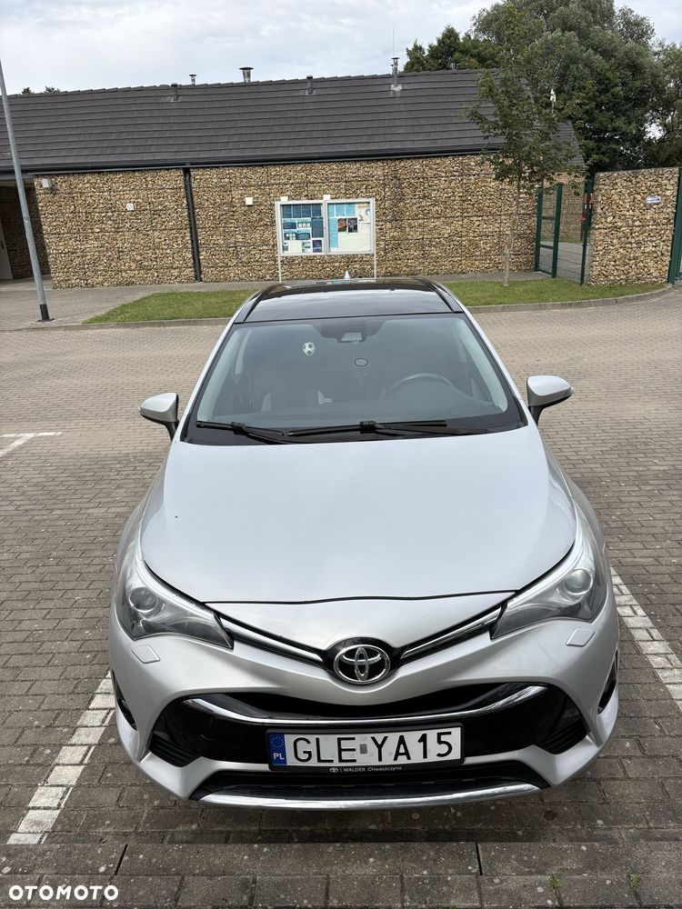Toyota Avensis - 4