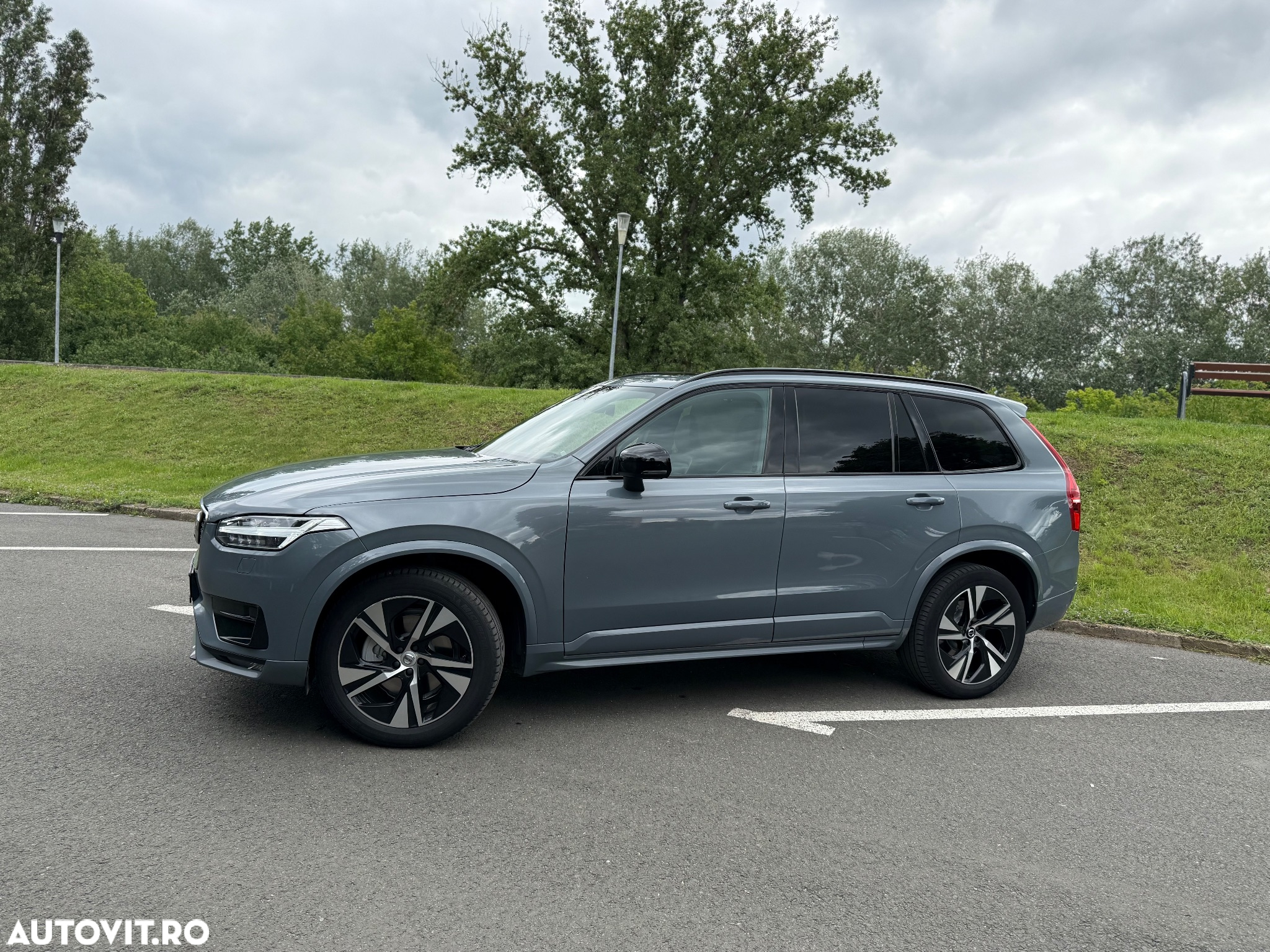 Volvo XC 90 B5 D AWD Geartronic RDesign - 11