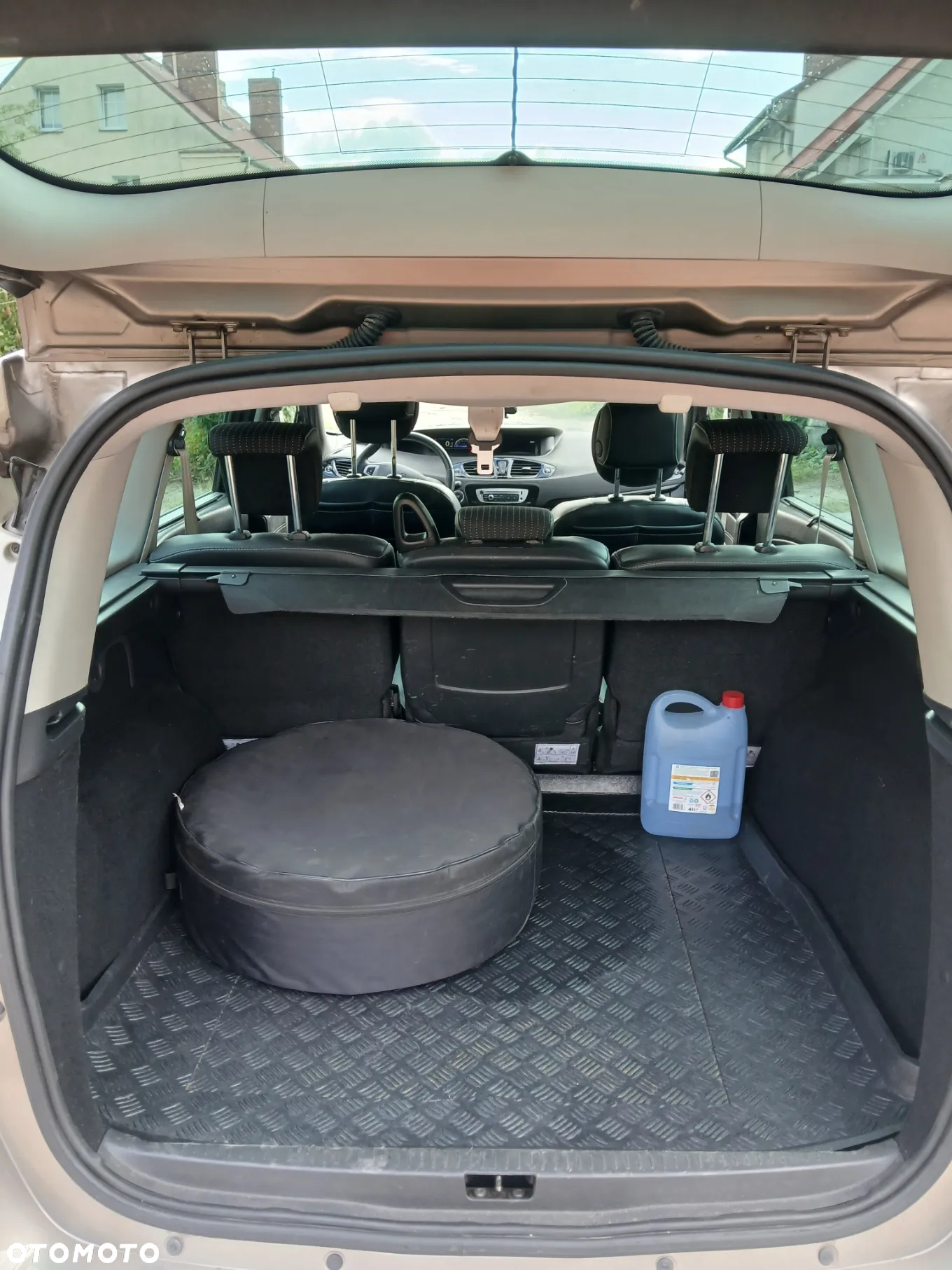 Renault Scenic - 7