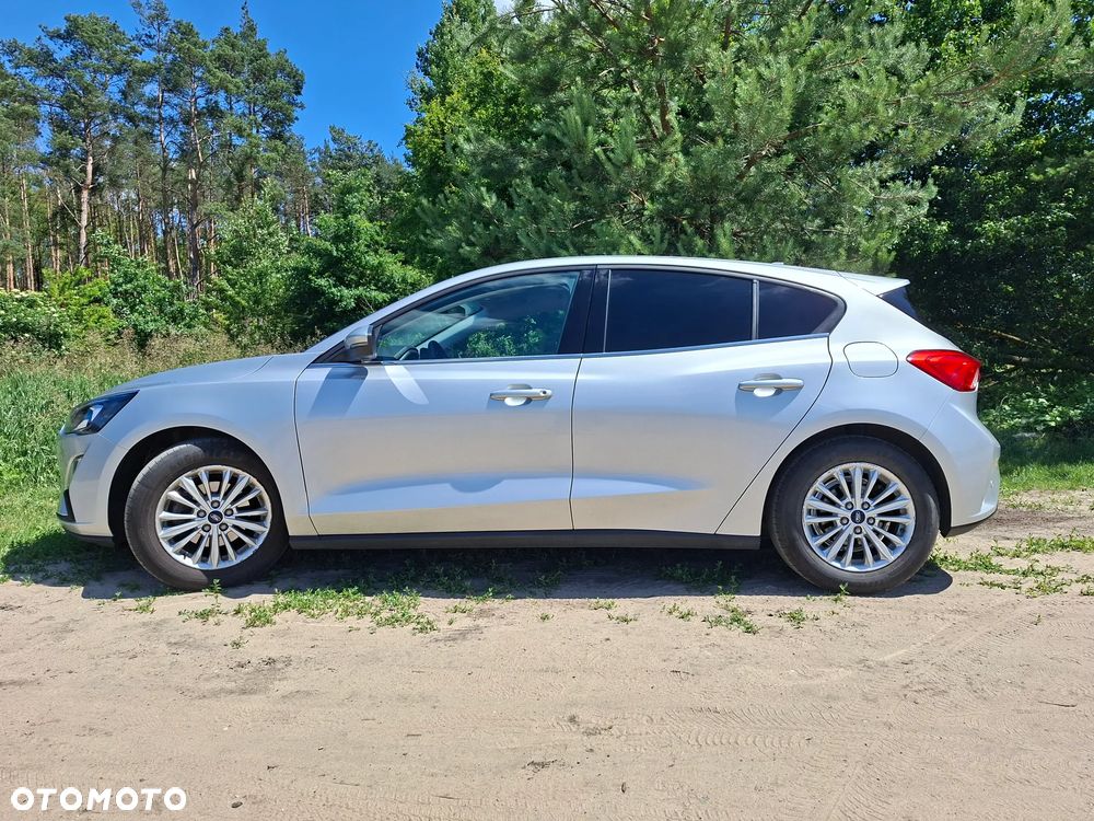 Ford Focus 1.0 EcoBoost Titanium X - 4