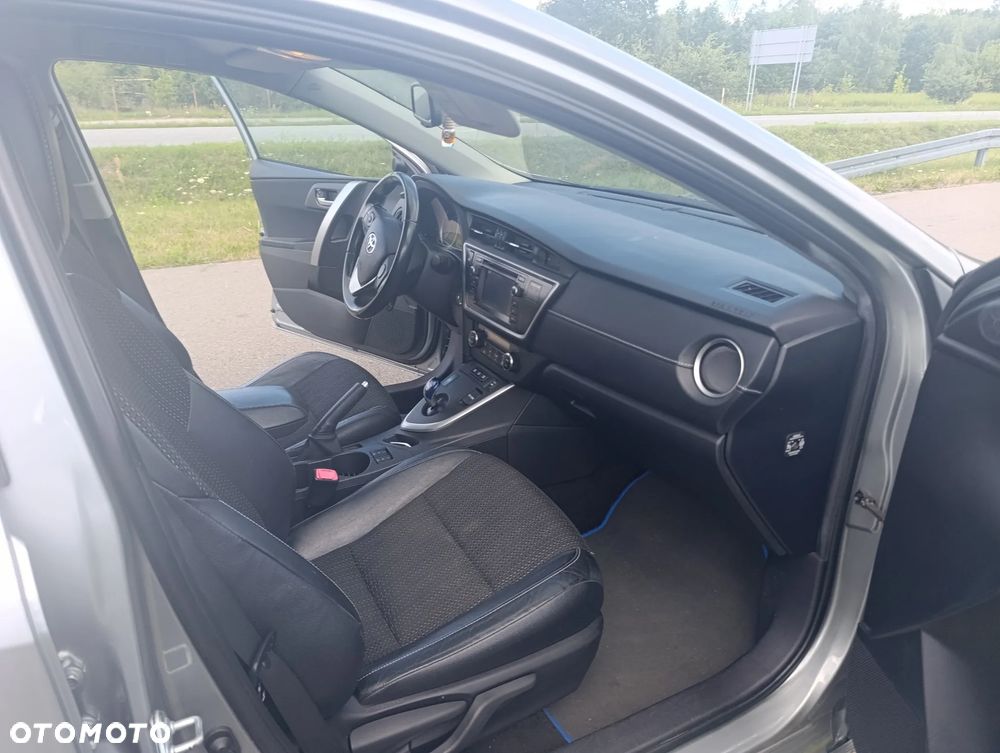 Toyota Auris - 7