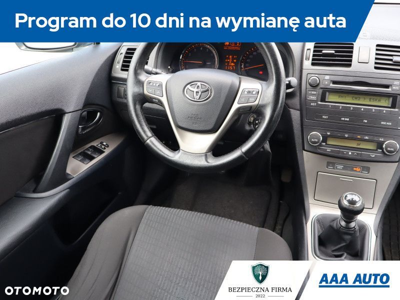 Toyota Avensis - 9