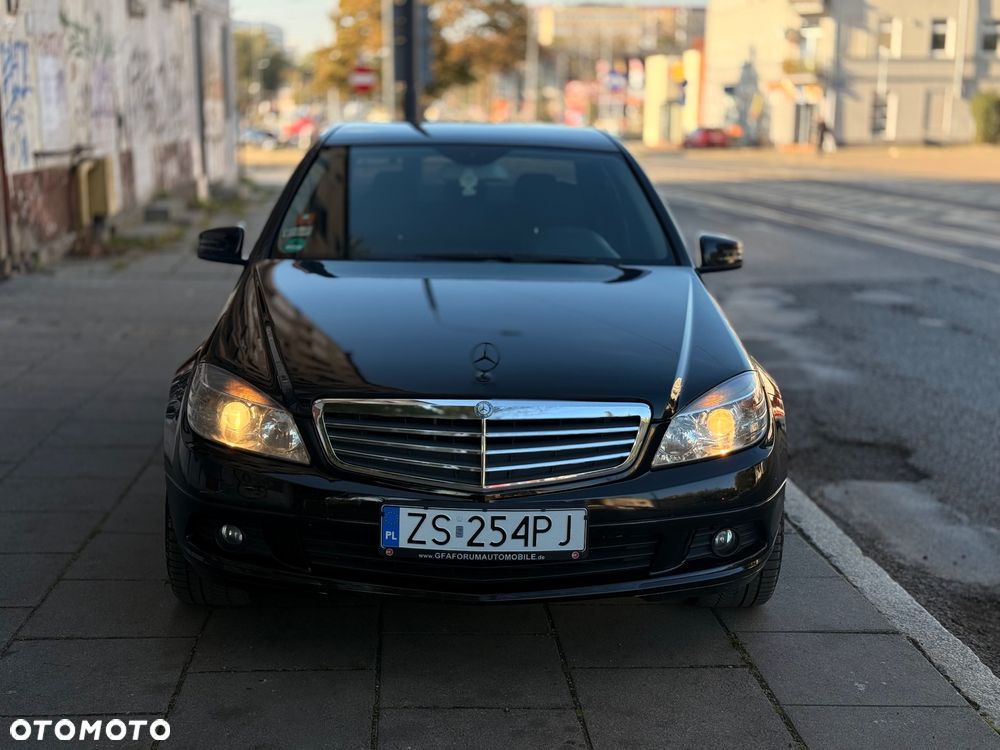 Mercedes-Benz Klasa C 180 T Kompressor BlueEFFICIENCY Elegance - 15