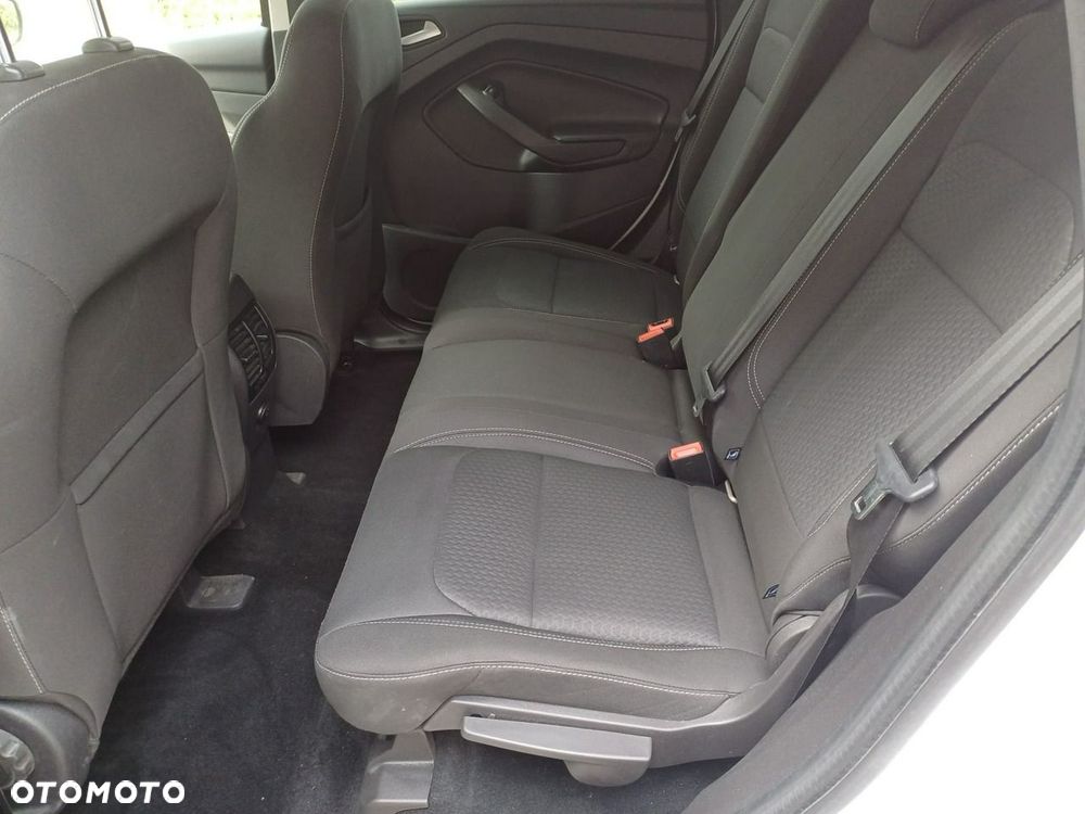 Ford Kuga 1.5 EcoBoost 2x4 Individual - 13