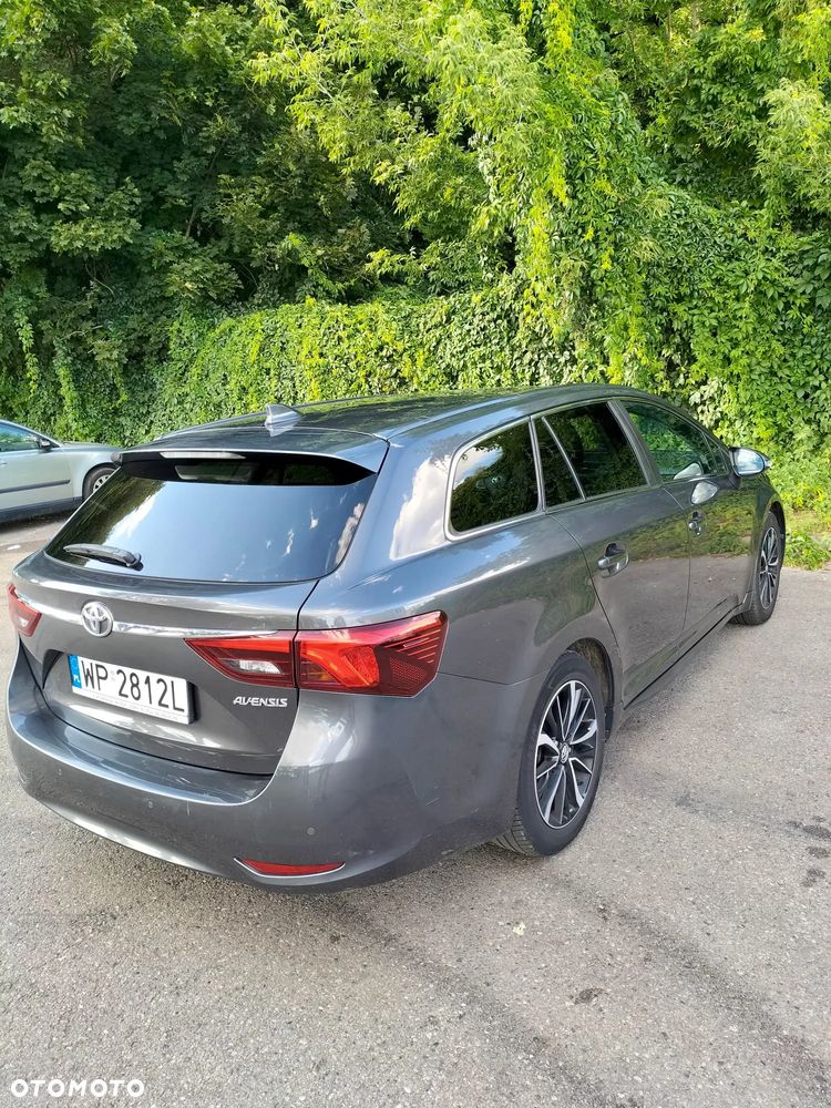 Toyota Avensis 2.0 Premium MS - 2