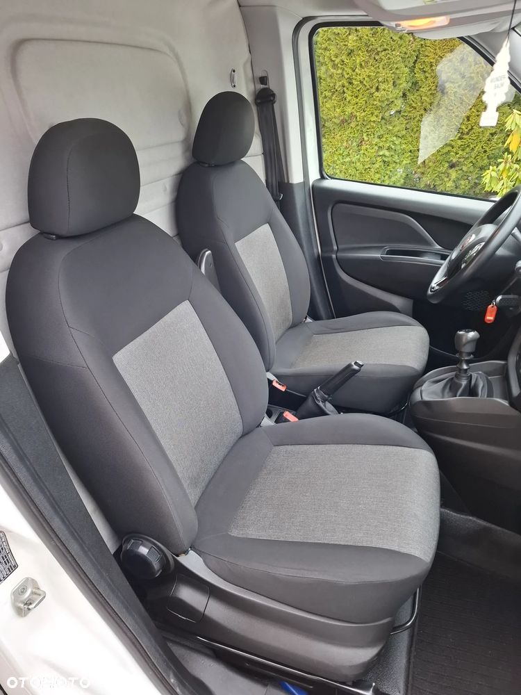 Fiat DOBLO - 21