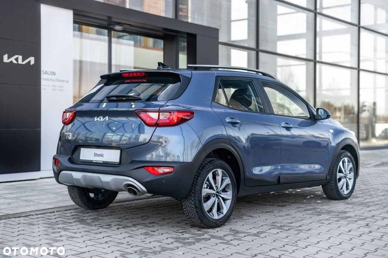 Kia Stonic - 2