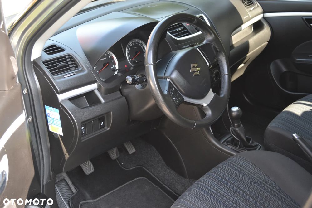 Suzuki Swift 1.2 4x4 Club - 11
