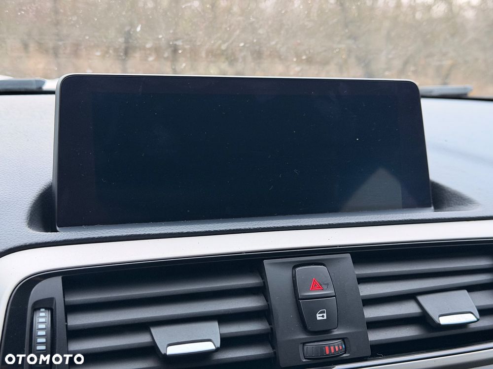 BMW Seria 1 118i Advantage - 12