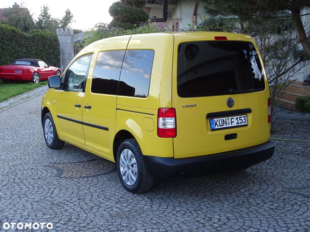 Volkswagen Caddy Life - 11
