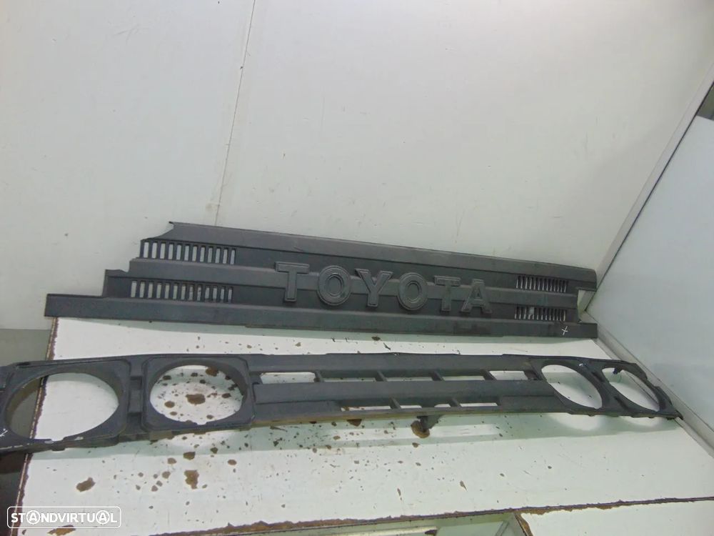 Toyota dyna grelha - 1