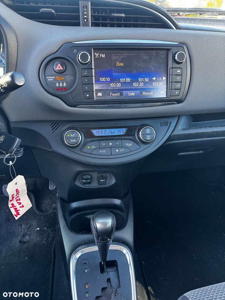 Toyota Yaris - 9