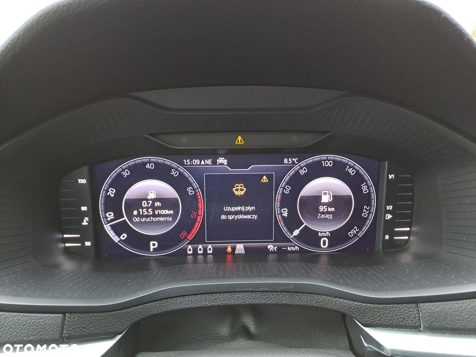 Skoda Karoq 1.5 TSI ACT 4x2 Style DSG - 11