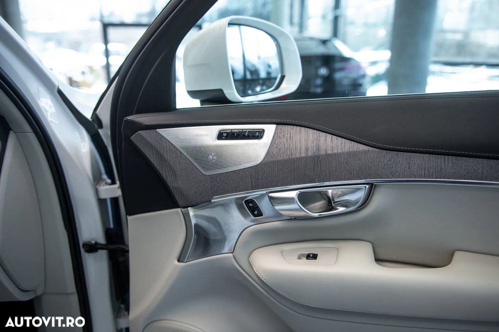 Volvo XC 90 Recharge T8 eAWD Inscription - 32