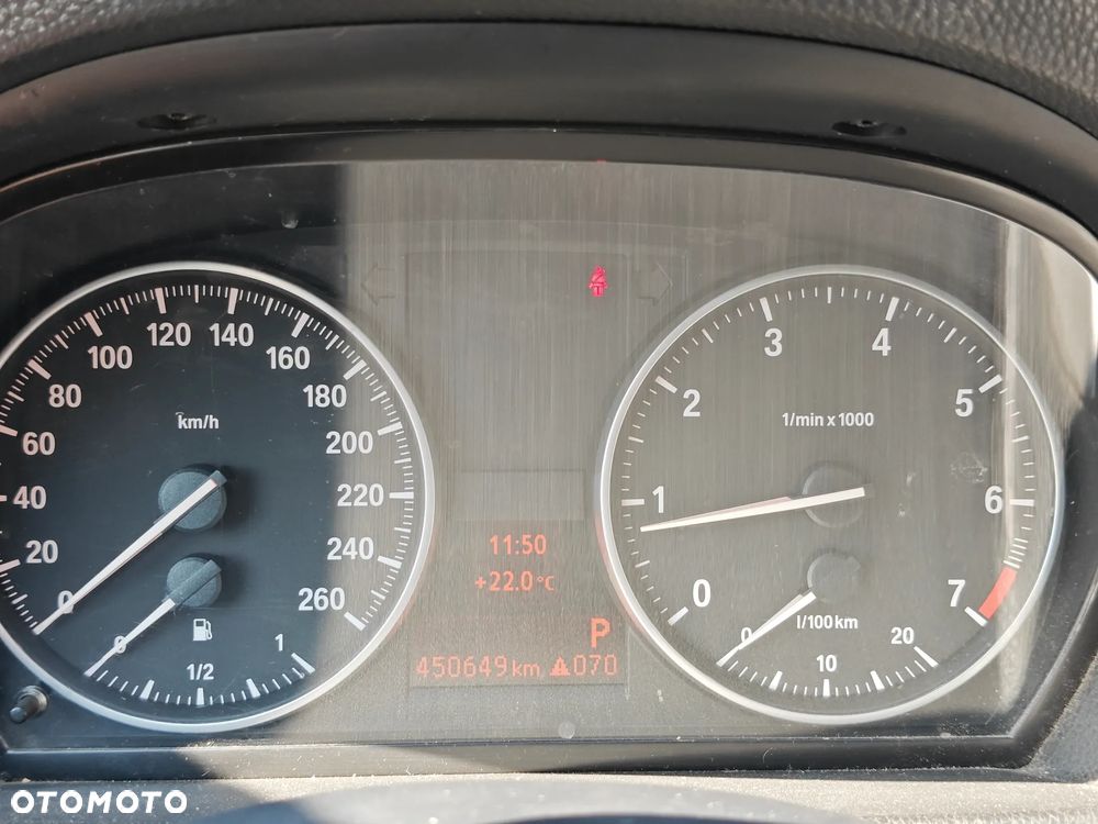 BMW Seria 3 318i - 21