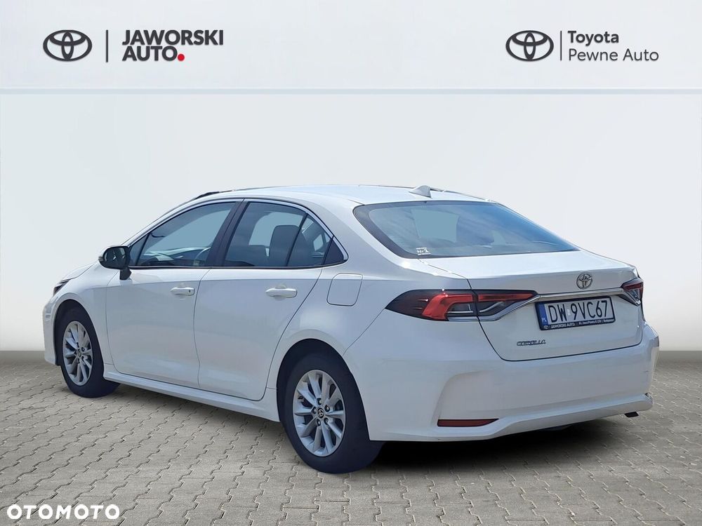 Toyota Corolla - 5