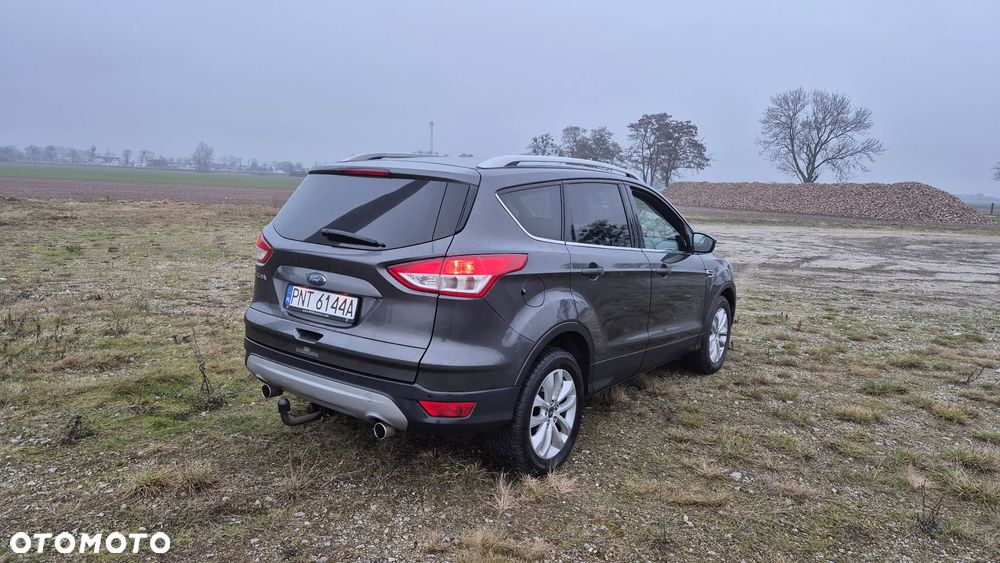 Ford Kuga - 12