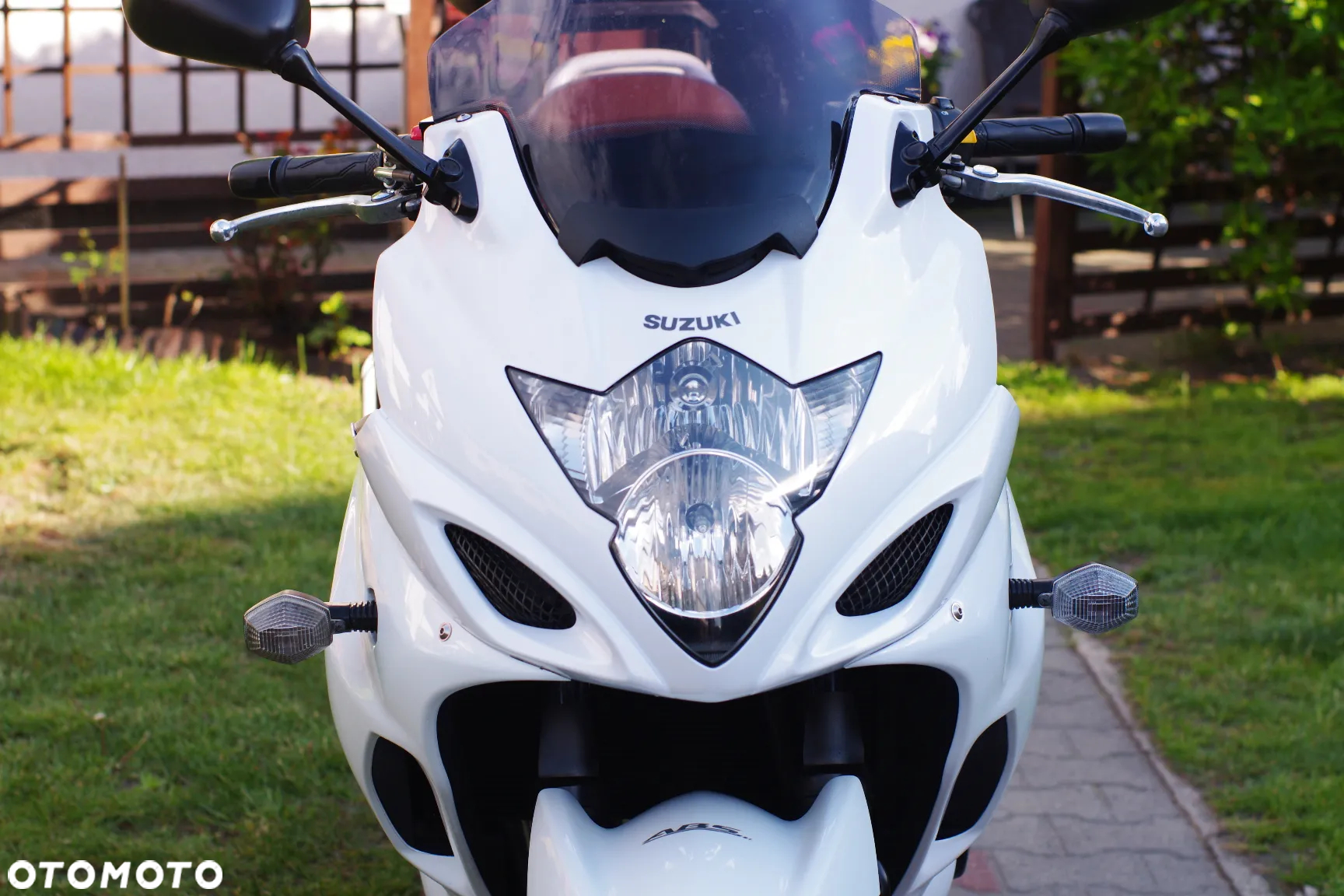 Suzuki GSX - 29